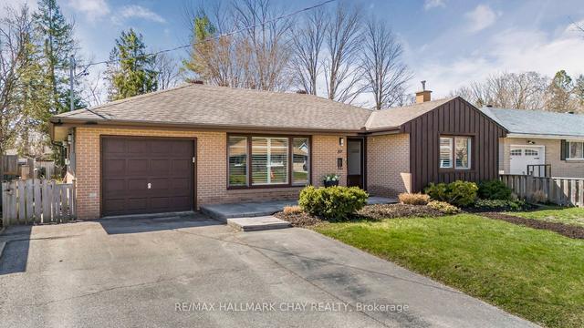 89 Melrose Ave, House detached with 2 bedrooms, 2 bathrooms and 5 parking in Barrie ON | Image 21