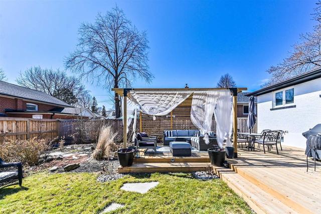 43 Beaverbrook Ave, House detached with 3 bedrooms, 2 bathrooms and 5 parking in Toronto ON | Image 30