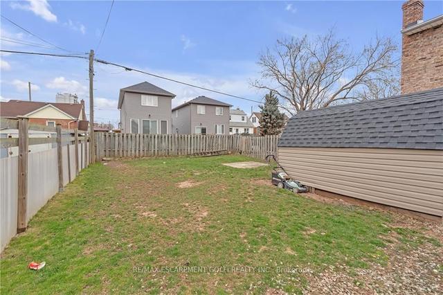 319 Brunswick St, House detached with 2 bedrooms, 2 bathrooms and 2 parking in Hamilton ON | Image 26