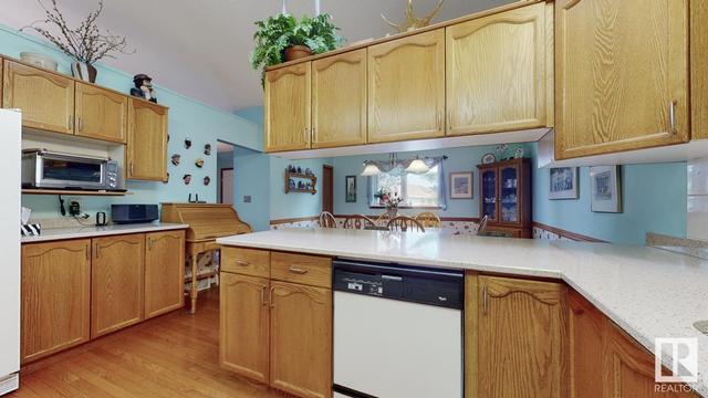 26 - 2 Georgian Wy, House semidetached with 3 bedrooms, 3 bathrooms and 4 parking in Edmonton AB | Card Image