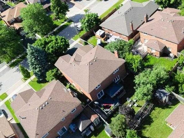 316 Evergreen Cres, House detached with 4 bedrooms, 4 bathrooms and 4 parking in Oakville ON | Image 12