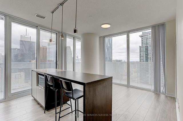3804 - 88 Harbour St, Condo with 2 bedrooms, 2 bathrooms and 1 parking in Toronto ON | Image 15