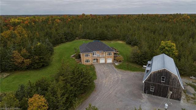 135 Salmon River Road, House detached with 4 bedrooms, 2 bathrooms and 6 parking in Greater Napanee ON | Image 39