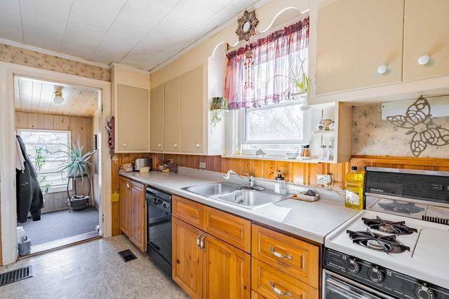 311 Tweed St, House detached with 3 bedrooms, 2 bathrooms and 3 parking in Cobourg ON | Image 6