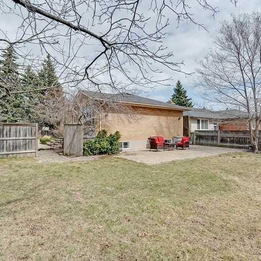 616 Parkside Dr, House detached with 3 bedrooms, 2 bathrooms and 4 parking in Oakville ON | Image 22
