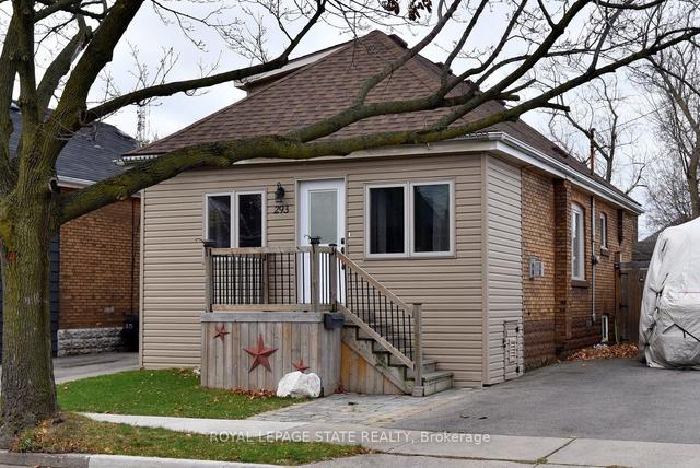 293 Fairfield Ave, House detached with 2 bedrooms, 1 bathrooms and 2 parking in Hamilton ON | Image 12