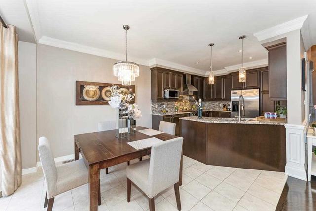 26 Josephine Rd, House detached with 4 bedrooms, 5 bathrooms and 6 parking in Vaughan ON | Image 4