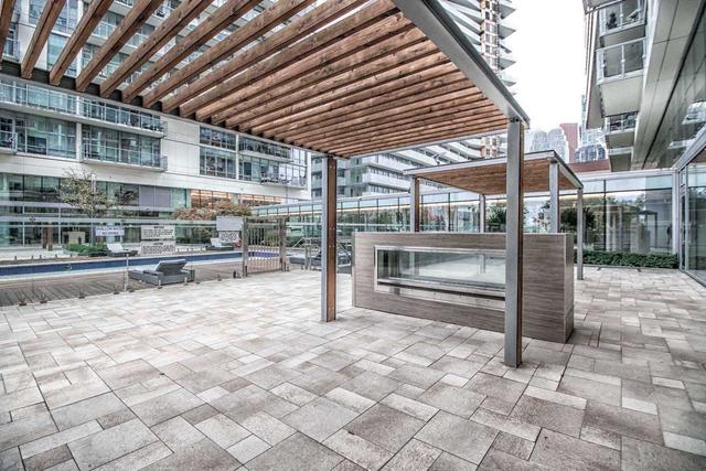 427 - 29 Queens Quay E, Condo with 2 bedrooms, 2 bathrooms and 1 parking in Toronto ON | Image 27