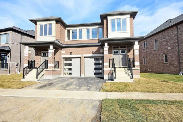 5 Spinland St, House semidetached with 4 bedrooms, 3 bathrooms and 2 parking in Caledon ON | Card Image
