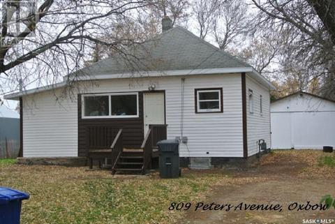 809 Peters Avenue, Oxbow, SK, S0C2B0 | Card Image