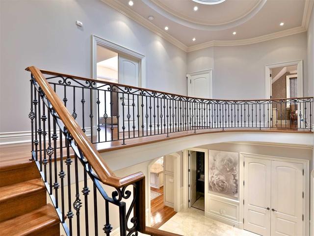 71 Plymbridge Rd, House detached with 5 bedrooms, 9 bathrooms and 4 parking in Toronto ON | Image 9