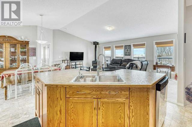 183065 Range Road 231, House detached with 4 bedrooms, 3 bathrooms and null parking in Vulcan County AB | Image 8