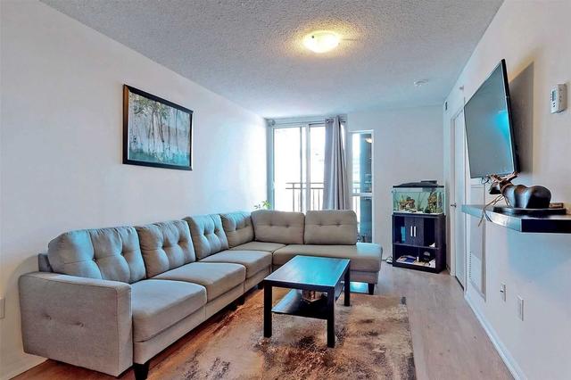 408 - 800 Lawrence Ave W, Condo with 2 bedrooms, 1 bathrooms and 1 parking in Toronto ON | Image 12