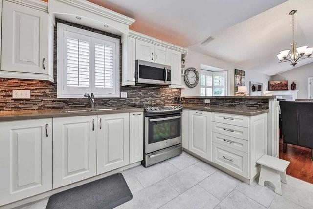 4117 Continental Dr, House detached with 2 bedrooms, 3 bathrooms and 3 parking in Burlington ON | Image 38