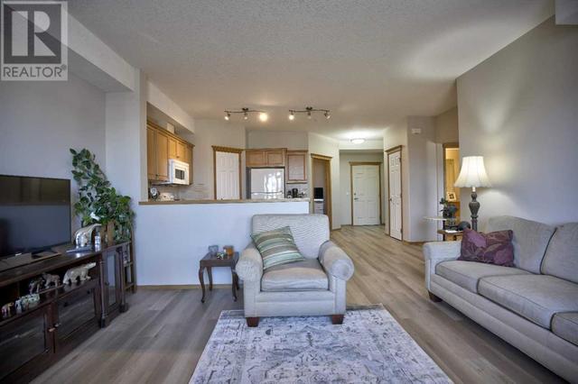 103, - 15 Everstone Drive Sw, Condo with 1 bedrooms, 1 bathrooms and 1 parking in Calgary AB | Image 12