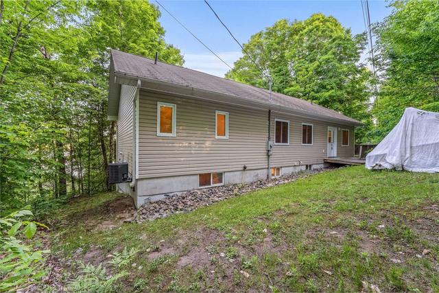 1658 Hospitality Rd, House detached with 3 bedrooms, 2 bathrooms and 10 parking in Minden Hills ON | Image 32