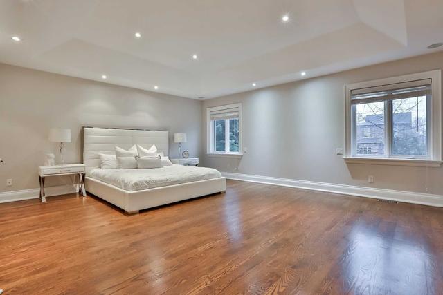 181 Ridley Blvd, House detached with 5 bedrooms, 5 bathrooms and 6 parking in Toronto ON | Image 20