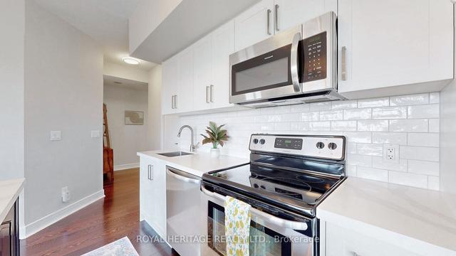 1001 - 35 Brian Peck Cres, Condo with 2 bedrooms, 2 bathrooms and 2 parking in Toronto ON | Image 38