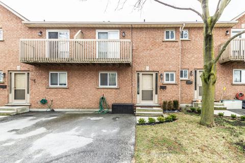 11 - 1475 Upper Gage Ave, Townhouse with 3 bedrooms, 4 bathrooms and 1 parking in Hamilton ON | Card Image