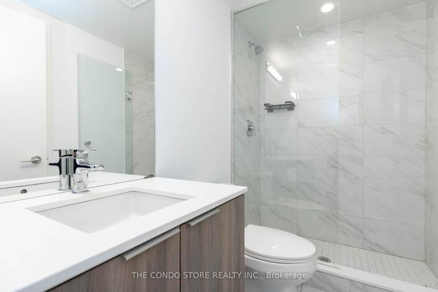 2208 - 158 Front St E, Condo with 2 bedrooms, 2 bathrooms and 1 parking in Toronto ON | Image 14