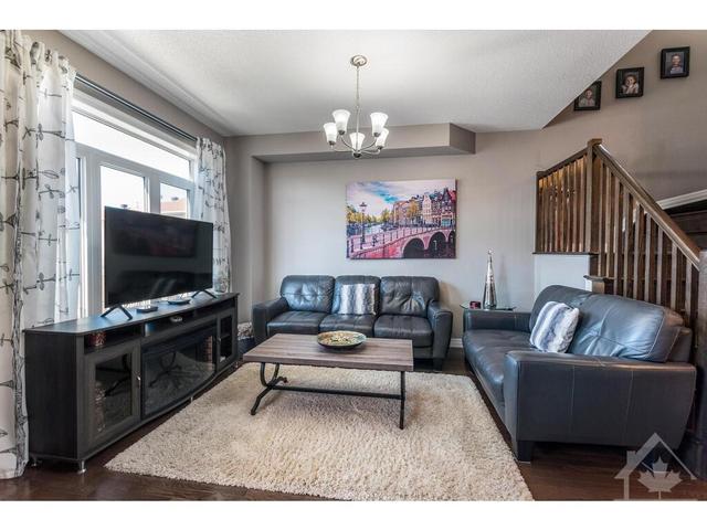 508 Knotridge Street, Townhouse with 4 bedrooms, 3 bathrooms and 2 parking in Ottawa ON | Image 4