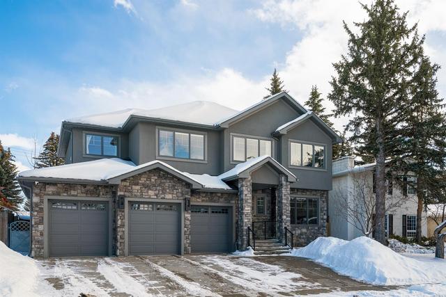 6440 Laurentian Way Sw, House detached with 4 bedrooms, 4 bathrooms and 6 parking in Calgary AB | Image 1