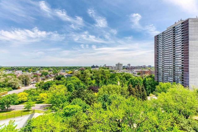 1108 - 3120 Kirwin Ave, Condo with 3 bedrooms, 2 bathrooms and 1 parking in Mississauga ON | Image 4