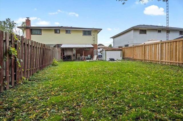 624 Devon Ave, House semidetached with 3 bedrooms, 2 bathrooms and 2 parking in Oshawa ON | Image 18