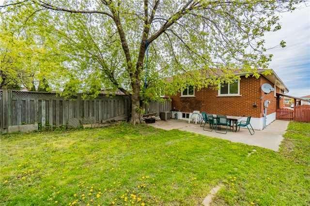 Upper - 3280 Klaiman Dr, House semidetached with 3 bedrooms, 2 bathrooms and 2 parking in Mississauga ON | Image 10