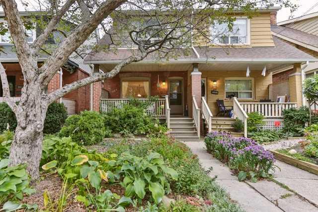 215 Ashworth Ave, House semidetached with 3 bedrooms, 2 bathrooms and 1 parking in Toronto ON | Image 1