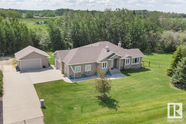 25, - 53017 Range Road 223, House detached with 5 bedrooms, 3 bathrooms and null parking in Strathcona County AB | Image 1