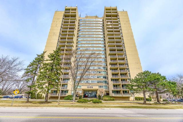 1208 - 1359 White Oaks Blvd, Condo with 3 bedrooms, 2 bathrooms and 1 parking in Oakville ON | Image 1