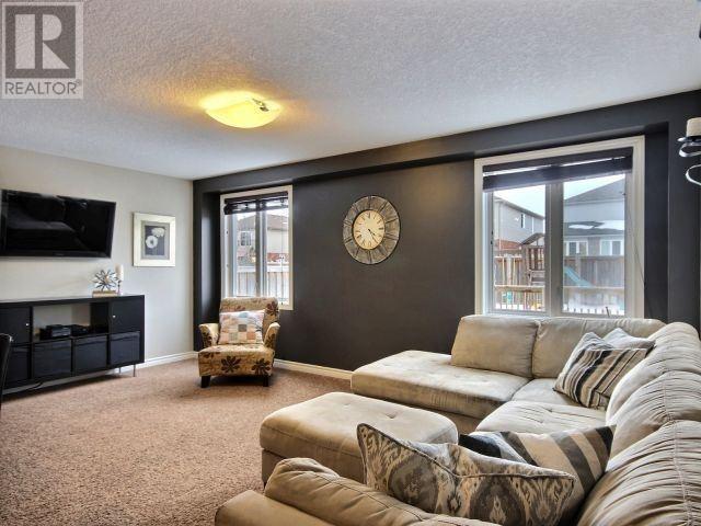 104 Stuckey Ave, House detached with 4 bedrooms, 4 bathrooms and 2 parking in Wilmot ON | Image 3