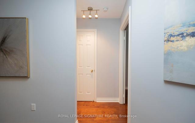 108 - 215 The Donway W, Condo with 2 bedrooms, 2 bathrooms and 1 parking in Toronto ON | Image 16