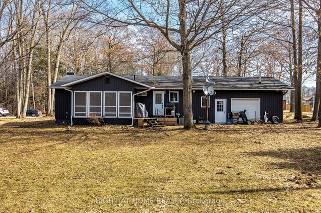 215 Wellington St, House detached with 2 bedrooms, 3 bathrooms and 6 parking in Gravenhurst ON | Image 21