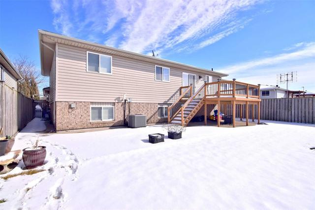 3583 Caribou Cres, House detached with 3 bedrooms, 2 bathrooms and 3 parking in Windsor ON | Image 35