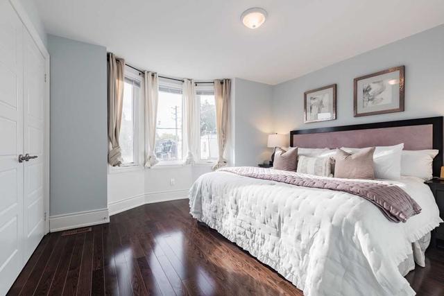 339 Greenwood Ave, House semidetached with 4 bedrooms, 3 bathrooms and 2 parking in Toronto ON | Image 4