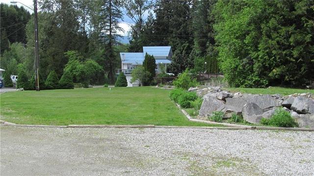 3433 Highway 6, House detached with 3 bedrooms, 3 bathrooms and 20 parking in Central Kootenay E BC | Image 49