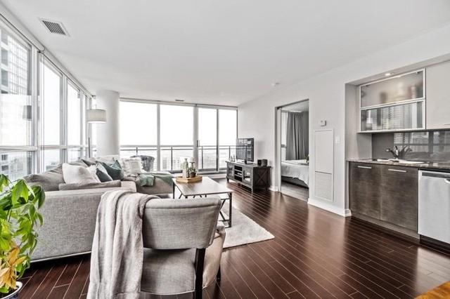 1903 - 8 Telegram Mews, Condo with 2 bedrooms, 2 bathrooms and 1 parking in Toronto ON | Image 30