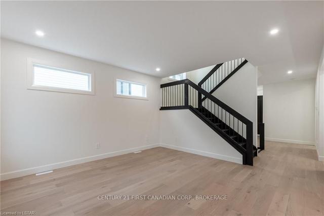 1631 Upper West Ave, House detached with 4 bedrooms, 3 bathrooms and 4 parking in London ON | Image 4