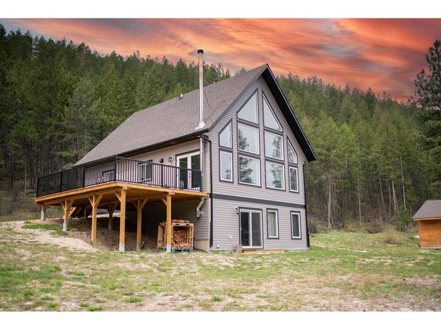 4165 Highway 93, House detached with 3 bedrooms, 1 bathrooms and null parking in East Kootenay B BC | Image 1