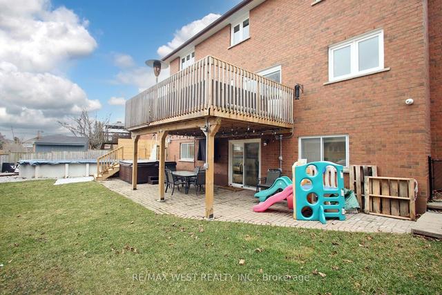 39 Moccasin Tr, House detached with 3 bedrooms, 4 bathrooms and 6 parking in Vaughan ON | Image 19