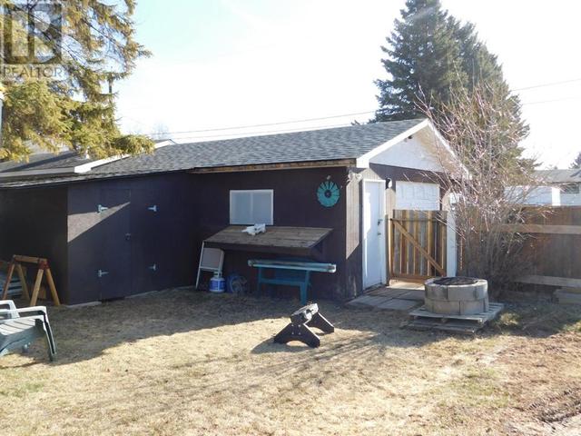 5007 - 57 Street Close, House detached with 4 bedrooms, 2 bathrooms and 2 parking in Rocky Mountain House AB | Image 8