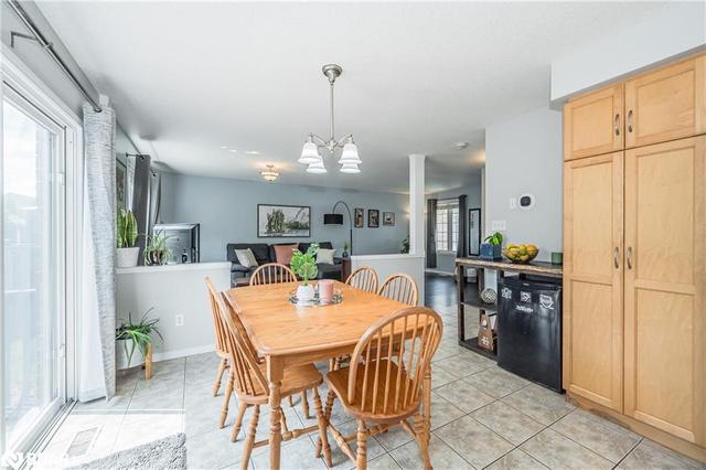 7 Bard Boulevard, House detached with 4 bedrooms, 2 bathrooms and 4 parking in Guelph ON | Image 15