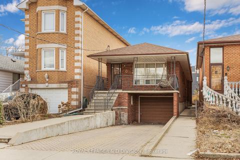 115 Trowell Ave, Toronto, ON, M6M1L6 | Card Image