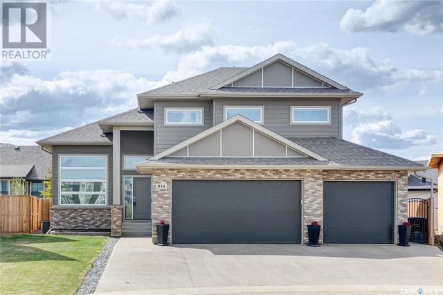 814 Werschner Ct, House detached with 5 bedrooms, 3 bathrooms and null parking in Saskatoon SK | Card Image