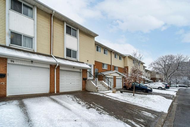 15 Franklin Crt, Townhouse with 3 bedrooms, 2 bathrooms and 2 parking in Brampton ON | Image 12