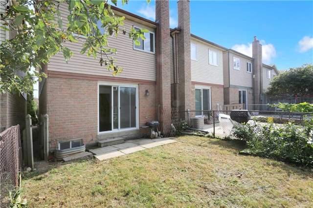 86 Pale Moon Cres, House attached with 3 bedrooms, 2 bathrooms and 1 parking in Toronto ON | Image 20