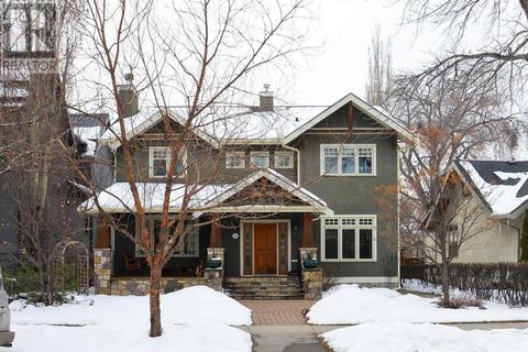 3017 3 Street Sw, House detached with 4 bedrooms, 2 bathrooms and 2 parking in Calgary AB | Card Image