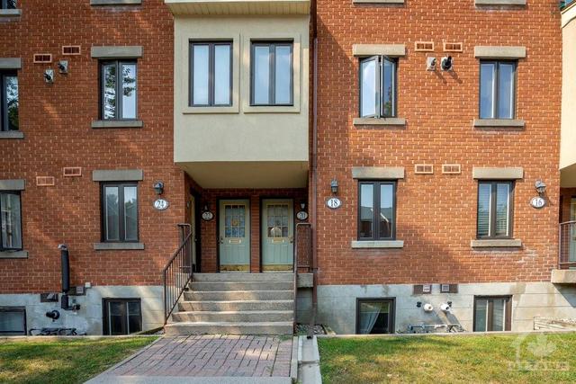 18 Crispin Private, House attached with 2 bedrooms, 2 bathrooms and 1 parking in Ottawa ON | Image 4